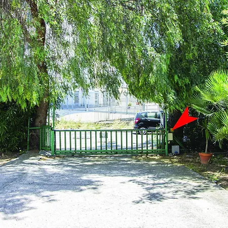 Privato Parcheggio Gratuito * Catane